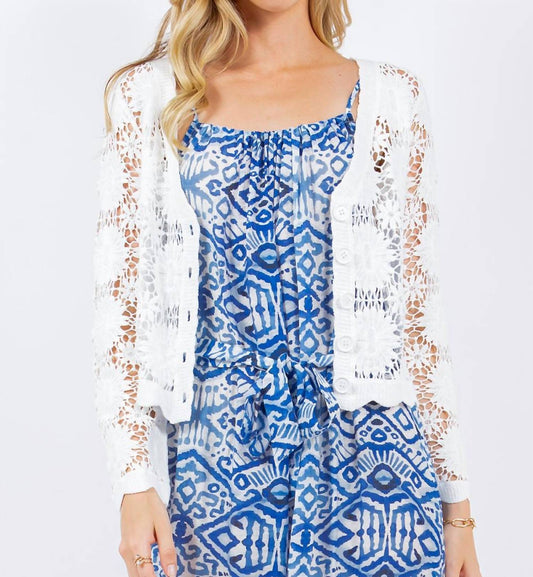 Paparazzi - Crochet Floral Pattern Crop Cardigan