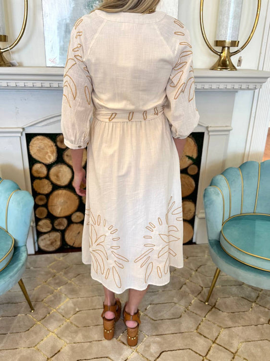 Ciebon - Embroidered 3/4 Sleeve Midi Dress