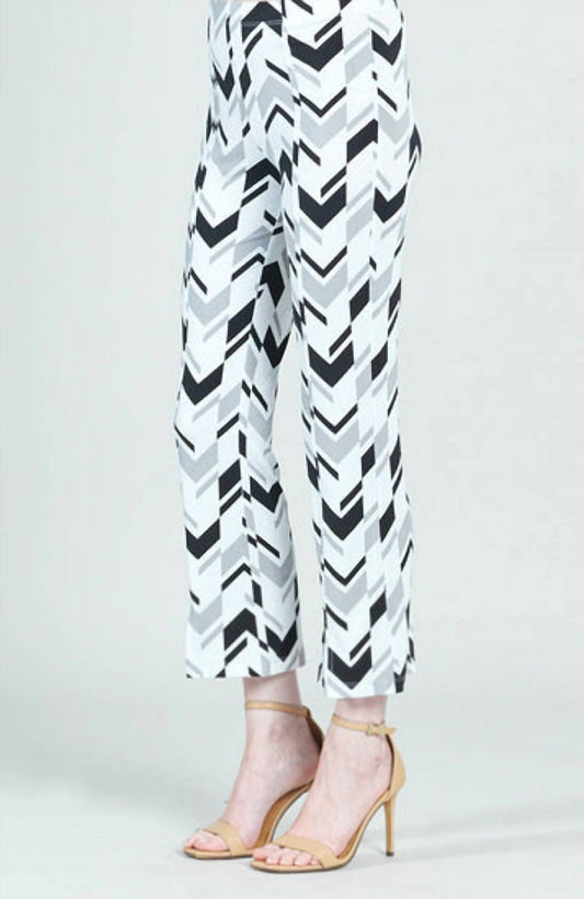 Clara Sunwoo - Center Seam Front Slit Ankle Pant
