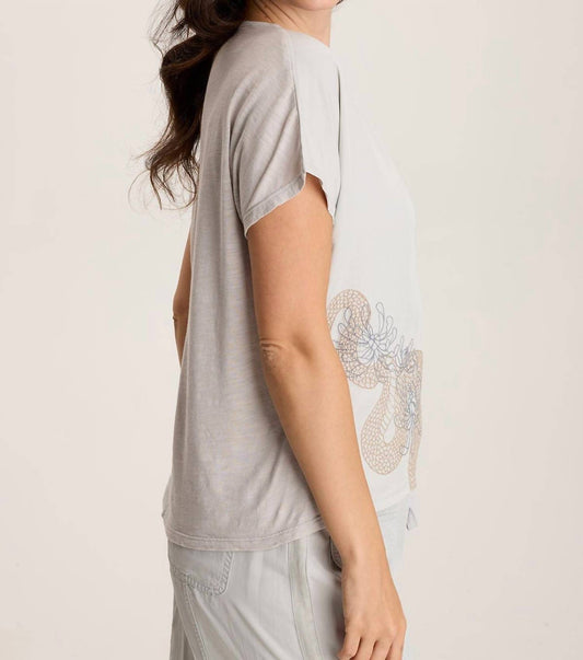 Xcvi - Jolina Twill V-neck Embroidered Tee