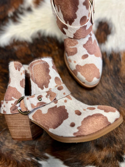 Very G - Women's Light Moove Out The Pasture Booties
