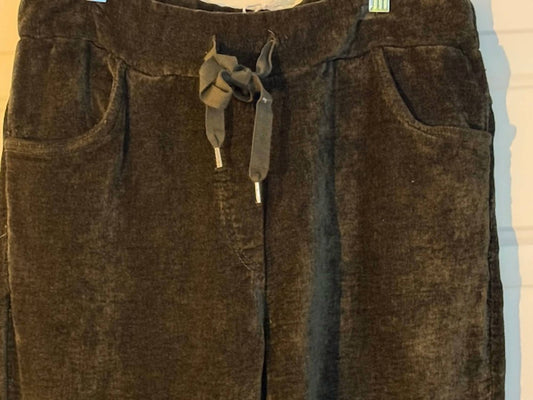 Brand Bazar - Women's Velour like material pant