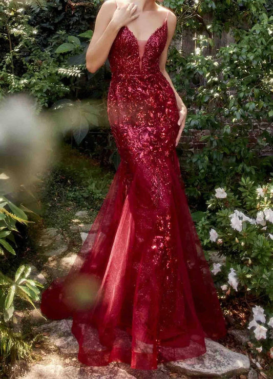 Ladivine - Plunging V-neckline Trumpet Gown