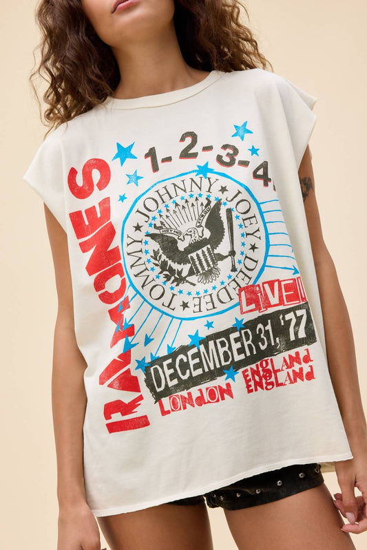 Daydreamer - Ramones 77 Show Poster Muscle Tank