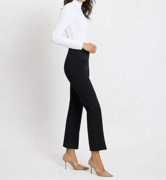 Jude Connally - Martina Pant