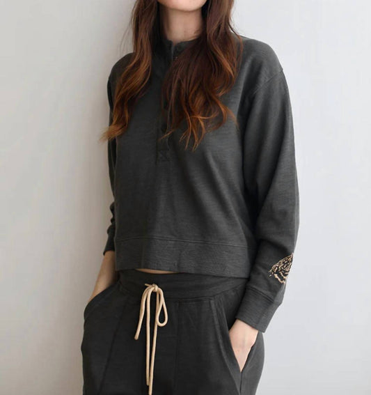 Las Sureñas - Women's Cheetah Long Sleeve Top