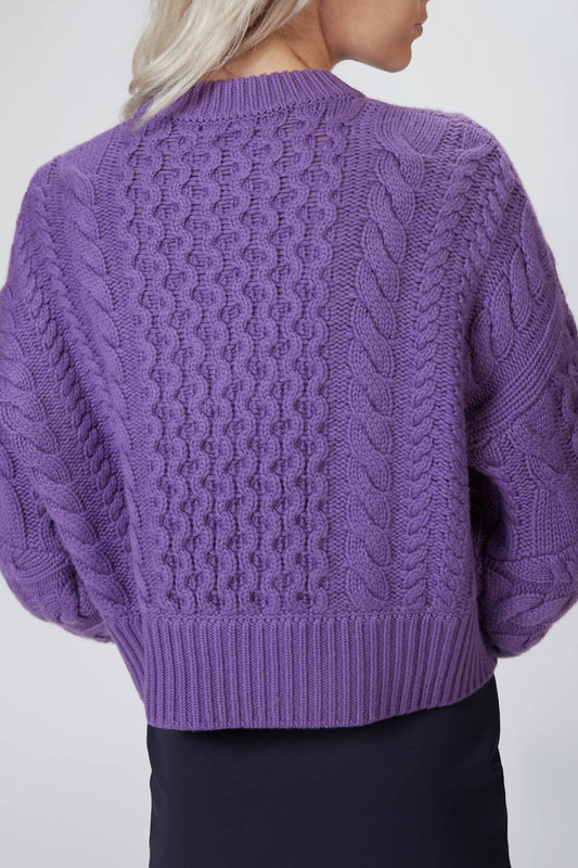 CABLE CREWNECK SWEATER