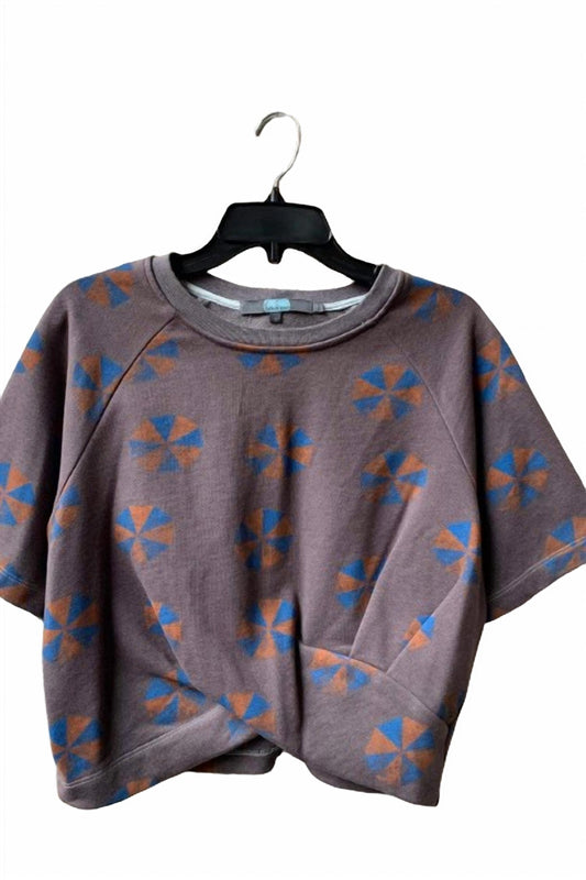 Eva Franco - Beach Umbrella Pullover