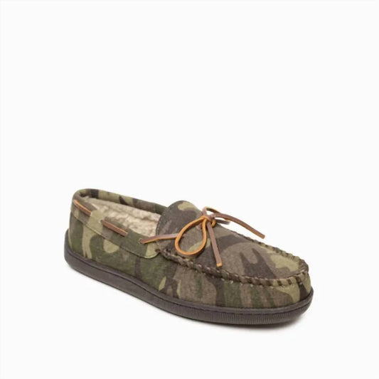 Minnetonka - Men’s Pile Lined Slippers