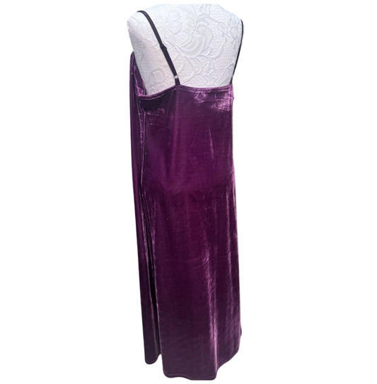 Paparazzi By Biz - Women's Velvet Cowl Slip Dress