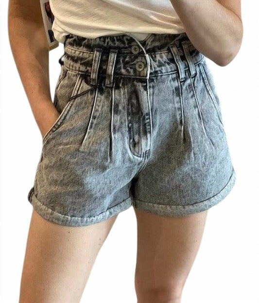 Elan - High Waisted Shorts