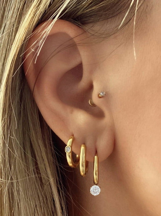 House Of Jewels - Women's Diamond Huggies Earring