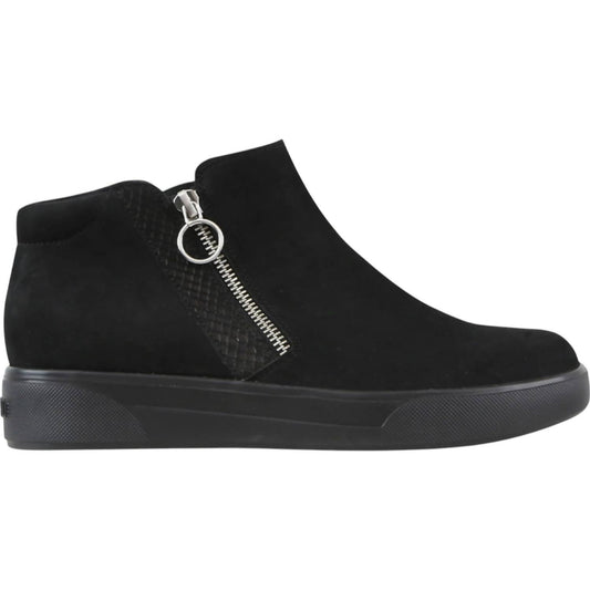 Munro - Women's Viera Sneakers