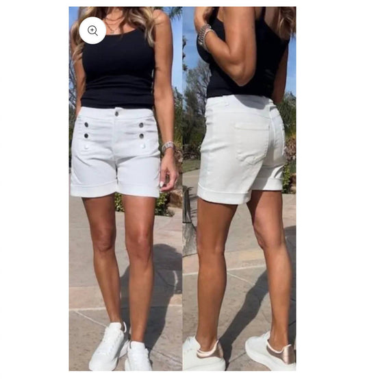 Bevy Flog - Elise button shorts