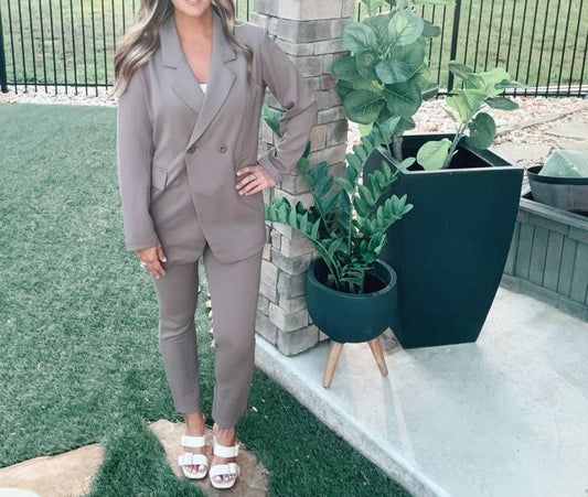 Mono B - Zippered Pocket Leggings