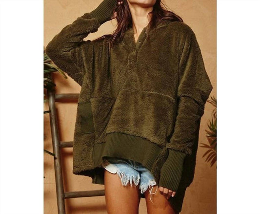 Bucketlist - Oversized Fuzzy Fur Hoodie