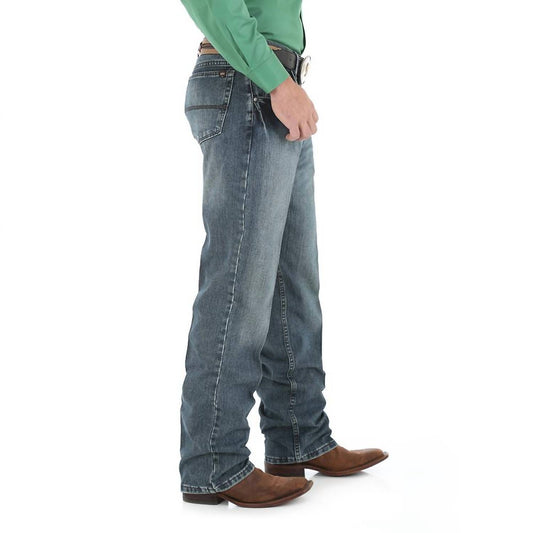 Wrangler - Men's Extreme Vintage Relaxed Straight Leg Jean