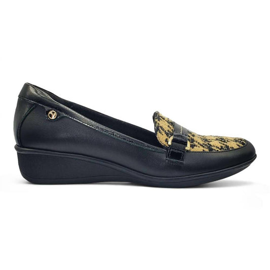 Revere - Women's Montmartre Wedge Loafer