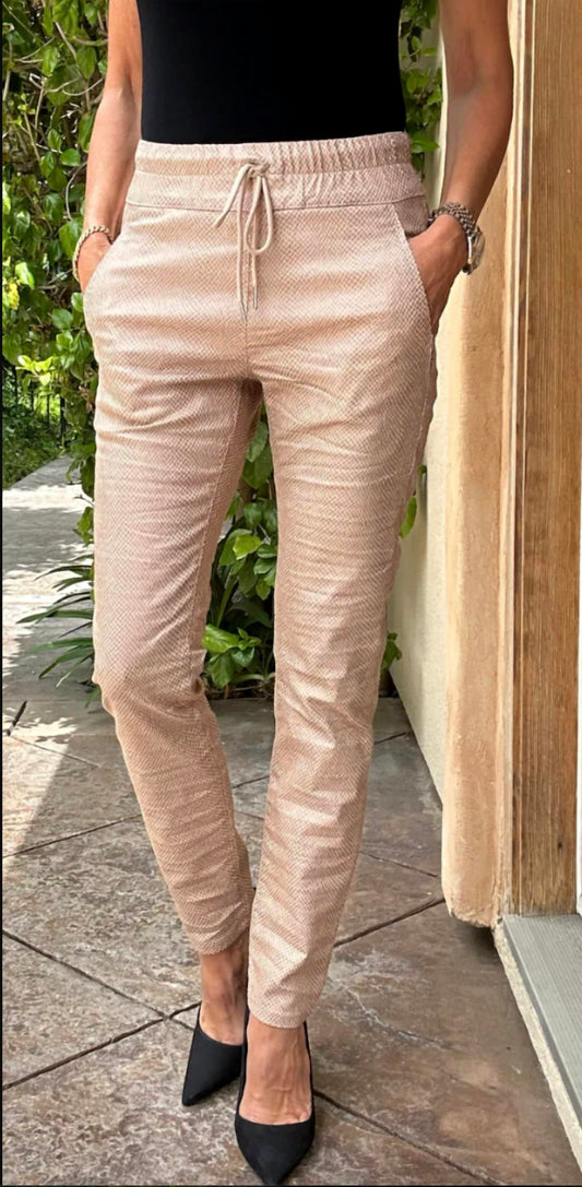 Bevy Flog - Women's Shely Skinny Leg Pants