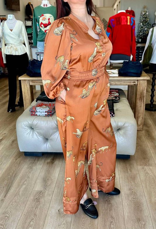 Umgee - Cheetah Motif Smocked Waist Jumpsuit