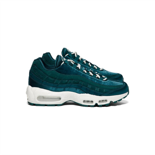 Nike - Women's Air Max 95 Sneakers