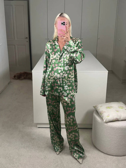 Bernadette - Women's Louis Blouse Buttercups Pajama Set