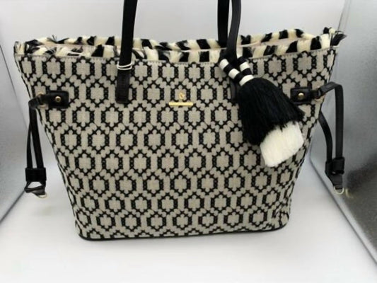 Spartina 449 - Jetsetter Tote City Market Cross Stitch