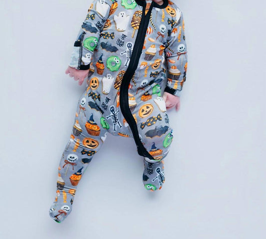 Kickee - Baby Girl Halloween Treats Convertible Sleeper