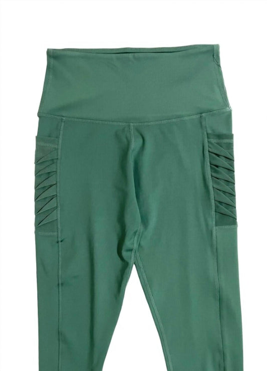 Legend - Women's High Rise Moto Side Pockets Capri Leggings