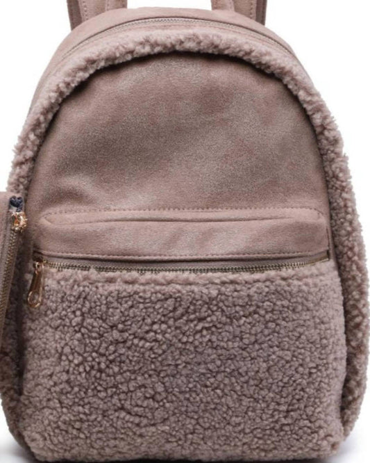 Urban Expressions - Women's Suffolk Backpack