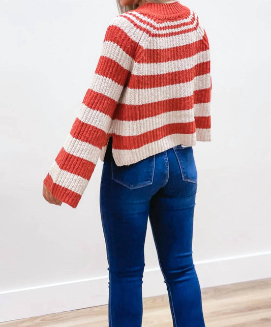 Ee:Some - Warm Embrace Sweater