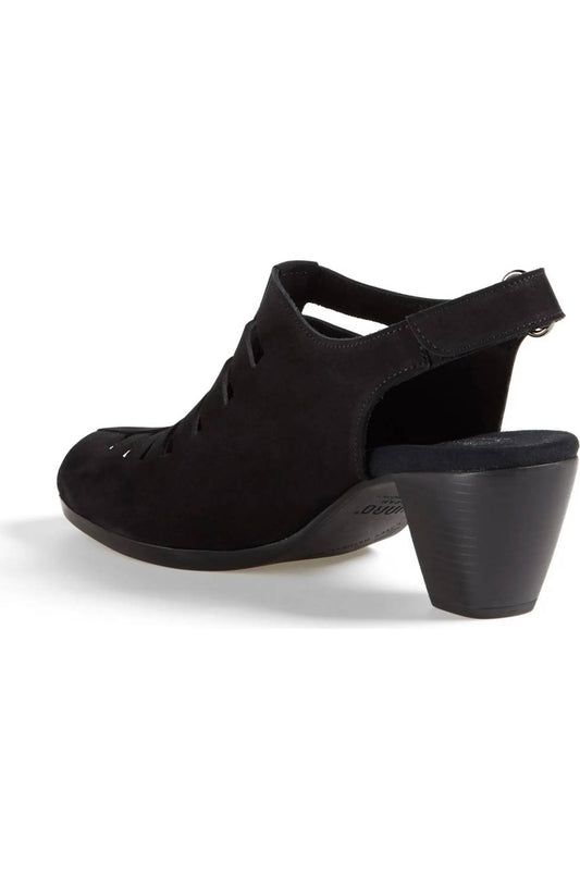 Munro - Abby Sandal