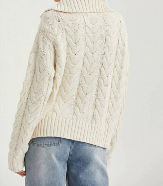 Crescent - Chunky Knit Sweater