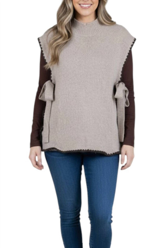 Le Lis - Isabelle Mock Neck Sweater Vest