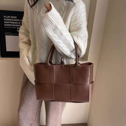 Unishe - Women's Versatile Woven Large-capacity Niche Shoulder Bag