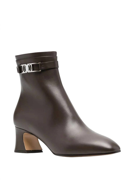 Salvatore Ferragamo - Women's Rego Logo-plaque Ankle Boots