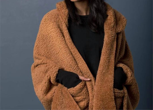 Demdaco - Sherpa Hooded Wrap With Fitted Wrist