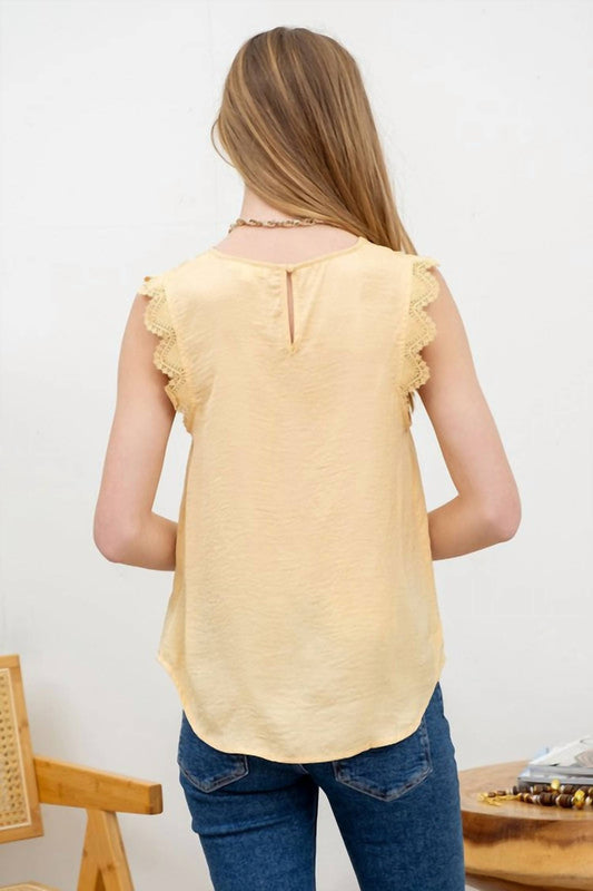 Me & Henry - Women's Round Neck Sleeveless Lace Trim Blouse