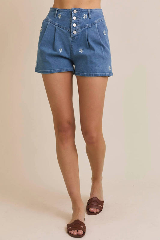 Gilli - Floral Embroidered Pleated Shorts