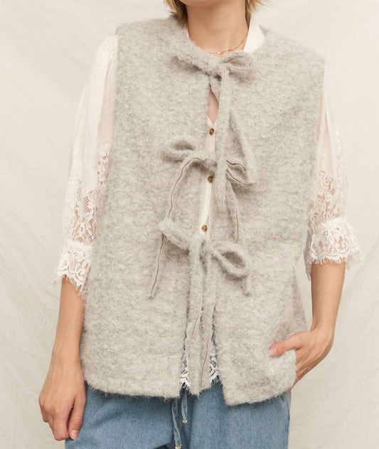 En Creme - Front Ribbon Tie Sweater Vest