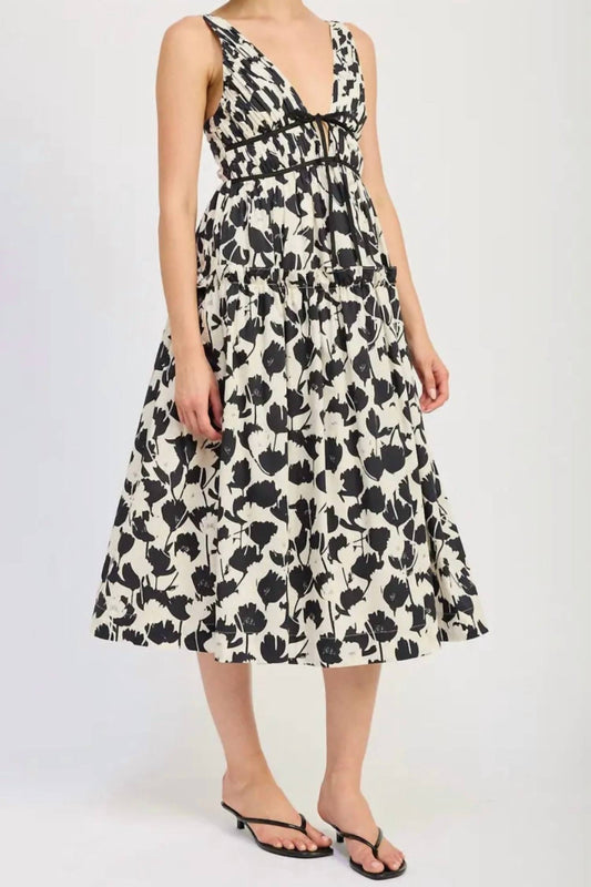 En Saison - Scarlet V-neck Midi Dress