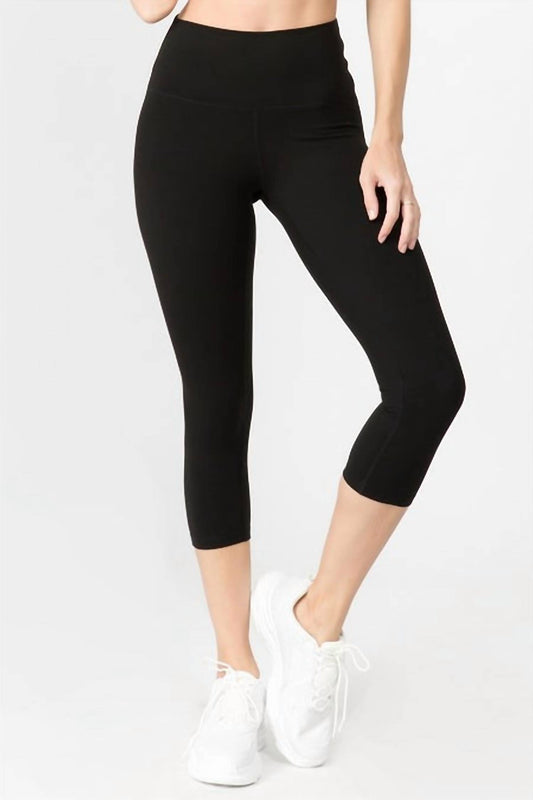 Yelete - Women's Seamless Butter Soft Capri Leggings