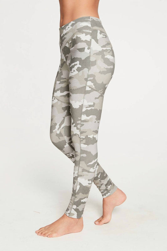 Quadrablend Paneled Ribbed Legging