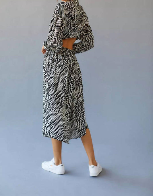 Ghospell - Ripple Cut Out Shirt Dress