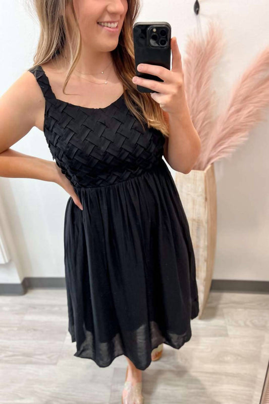 Davi & Dani - Tie Back Dress