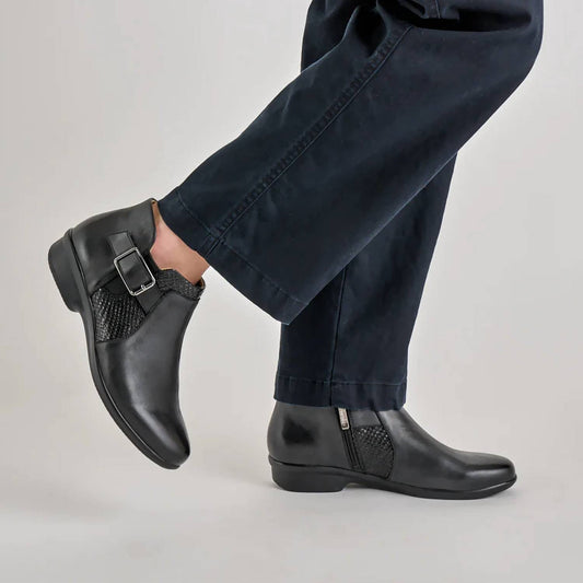 Dansko - Women's Carolyn Bootie