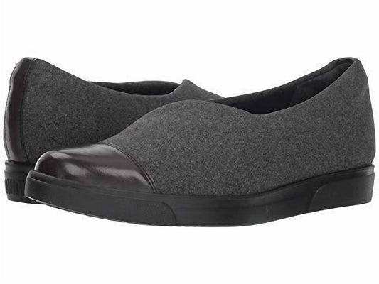 Munro - Women's Plum Stretch Fabric Slip-on