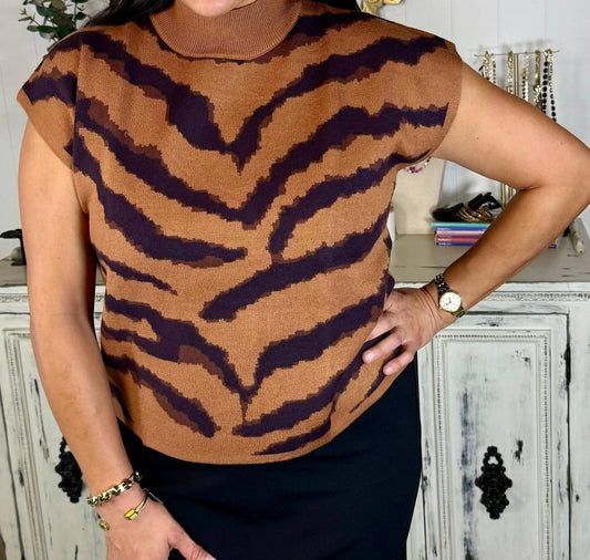 Entro - Animal Pattern Short Sleeve Mock Neck Top