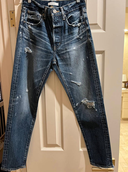 Moussy - Distressed tapered jean