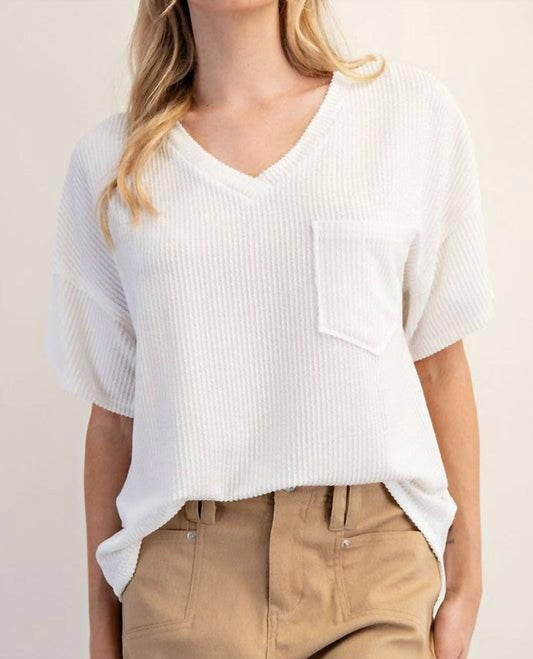 Ee:Some - Casual V-neck Top